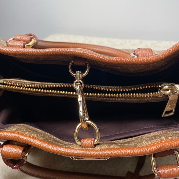 Coach Signature 2-way Satchel in Tan/Brown - Picture 3 of 12